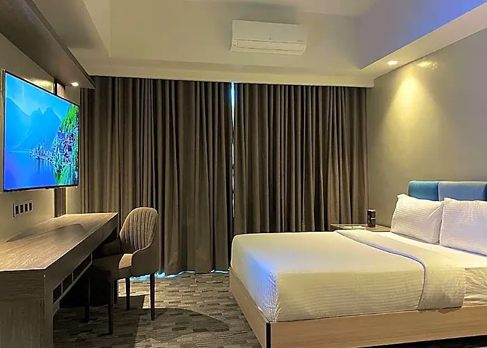 The Tribute Hotel Manila